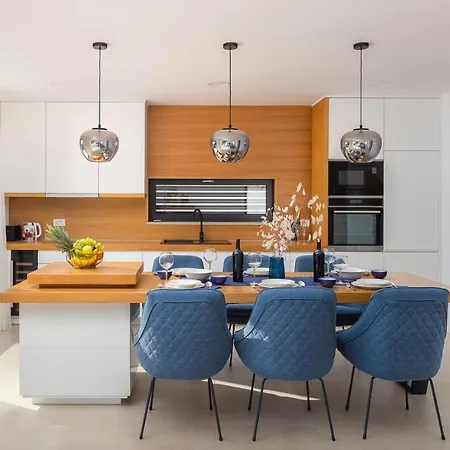 Villa Luxury Azul Makarska With Private Heated Pool Podaca