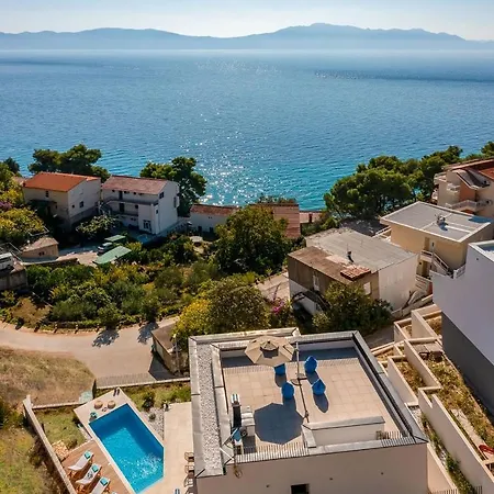 Luxury Azul Makarska With Private Pool Villa *